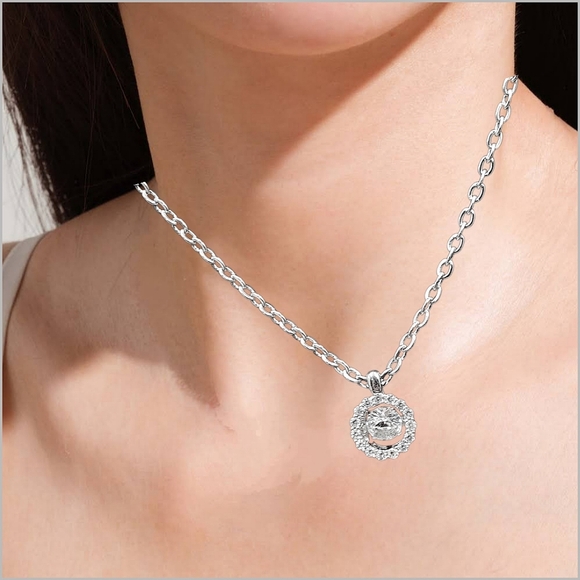 .Elegant Sterling Silver Dancing Pendant with Necklace - Picture 6 of 6